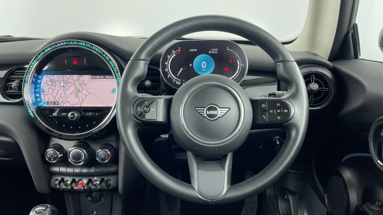 MINI Hatchback 1.5 Cooper Classic 3dr Petrol Hatchback